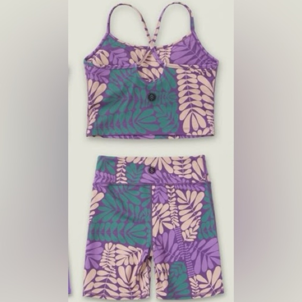 Parks Project Big Sur Fern Set - biker shorts & sports bra